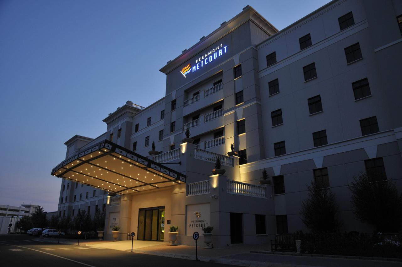 Metcourt At Emperors Palace Kempton Park Exterior photo