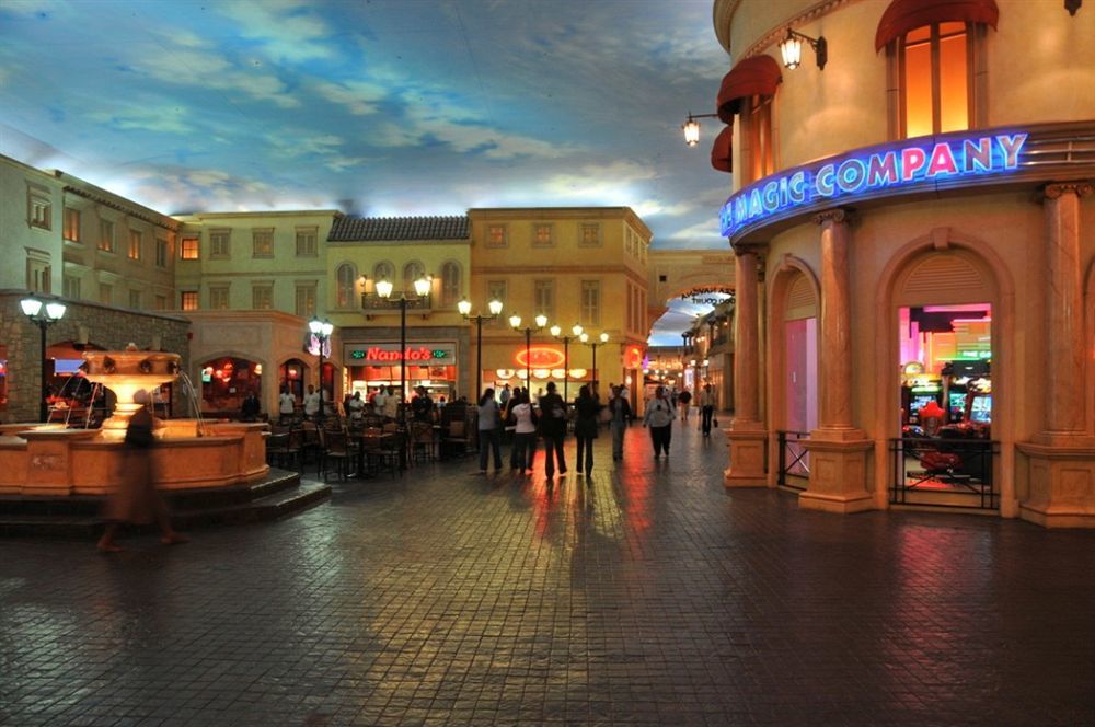 Metcourt At Emperors Palace Kempton Park Exterior photo