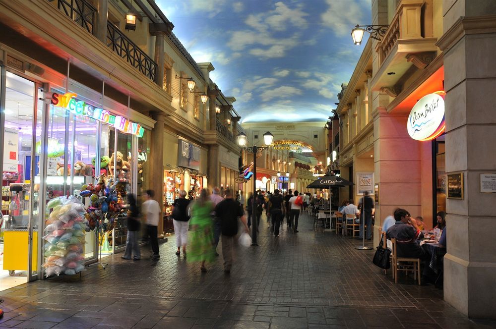 Metcourt At Emperors Palace Kempton Park Exterior photo