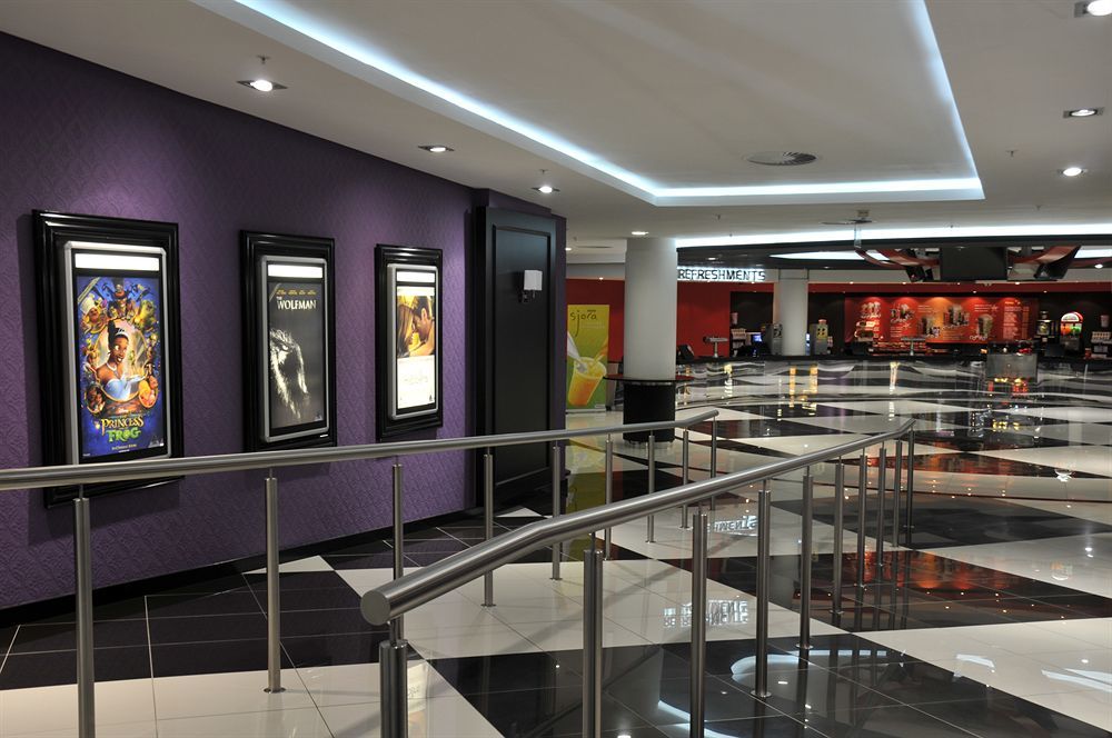 Metcourt At Emperors Palace Kempton Park Exterior photo